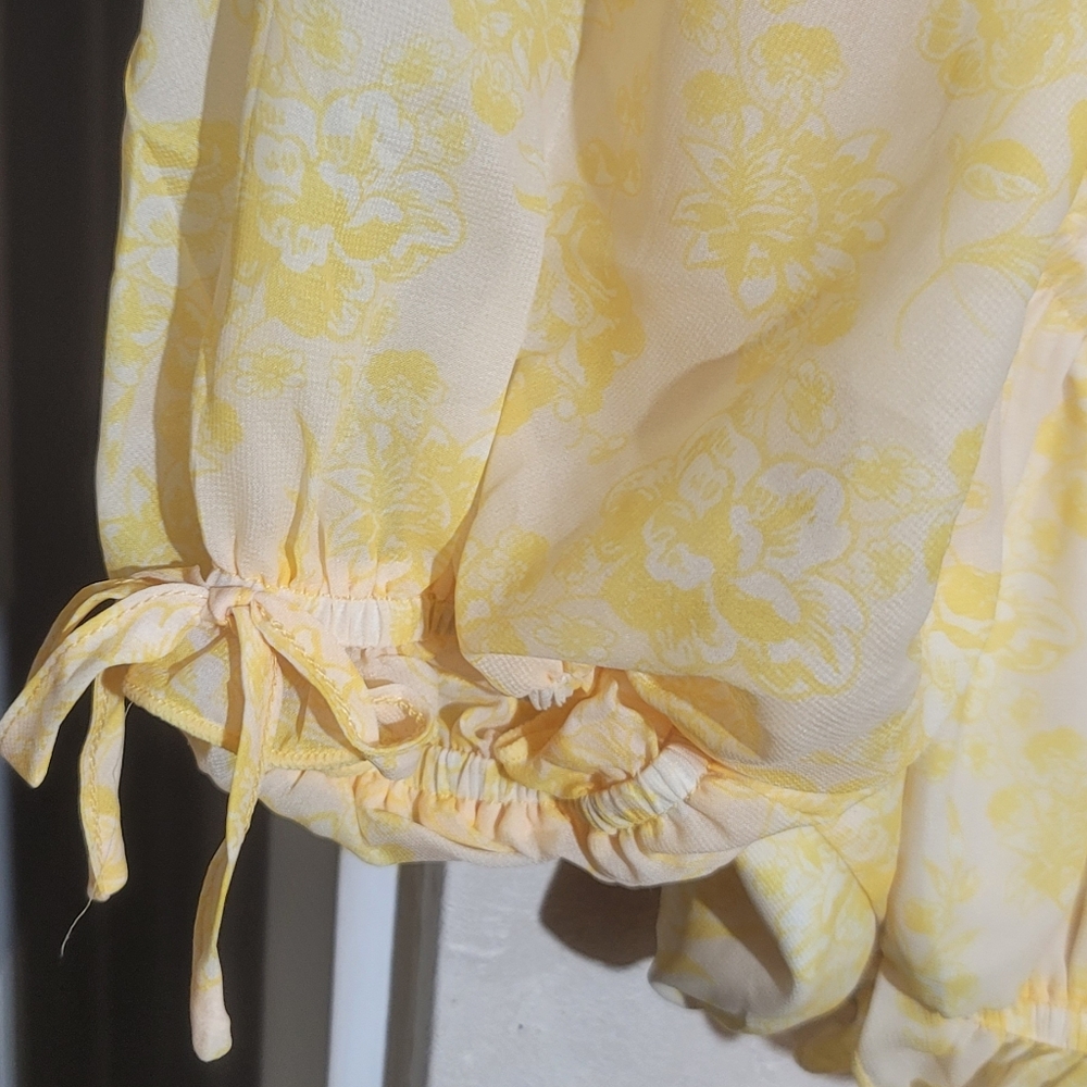 Sugar Thrillz Yellow Off Shoulder Puff Sleeve Crop Top Coquette Bow Top - Picture 5 of 5